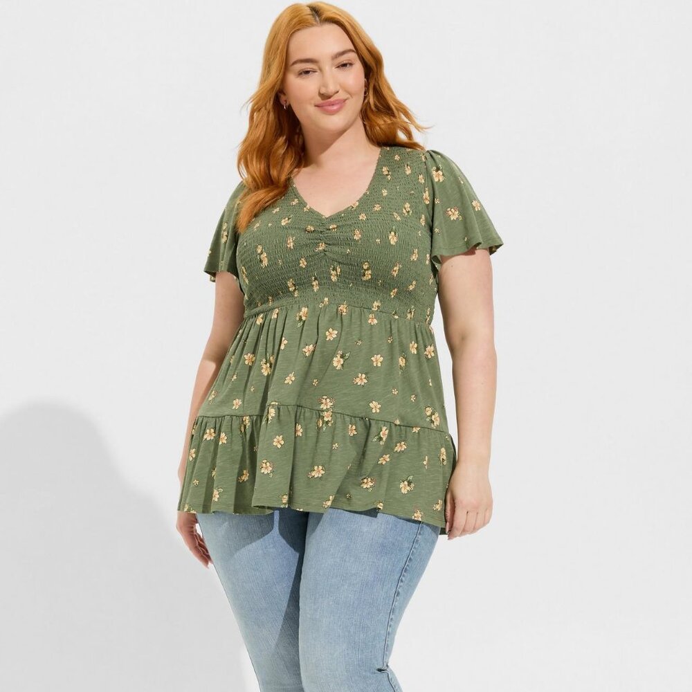 NWT Torrid V-Neck Smocked Bodice Babydoll Greenโ Floral Top Size 0/L/12